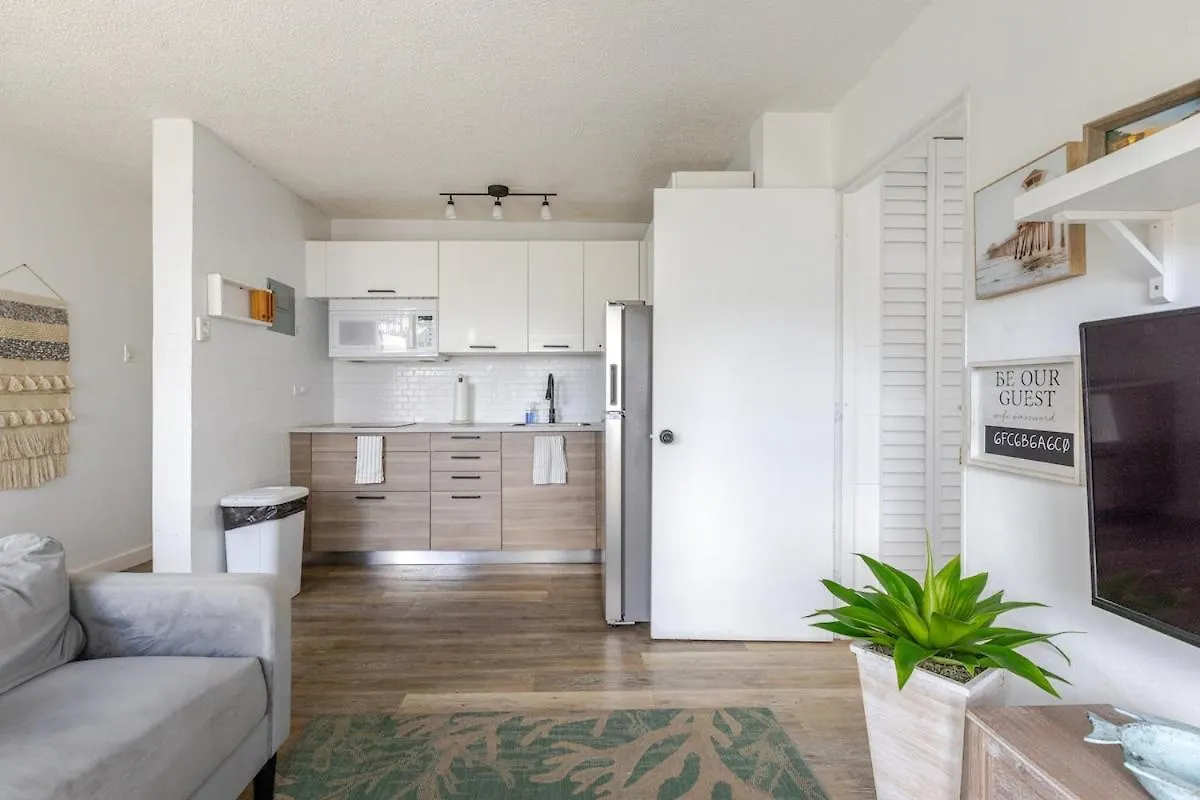 Chic Coastal Apartment Right On The Beach! Cabo Rojo