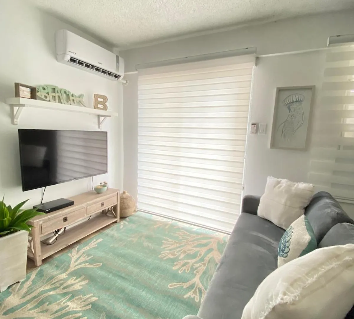 Chic Coastal Apartment Right On The Beach! Cabo Rojo