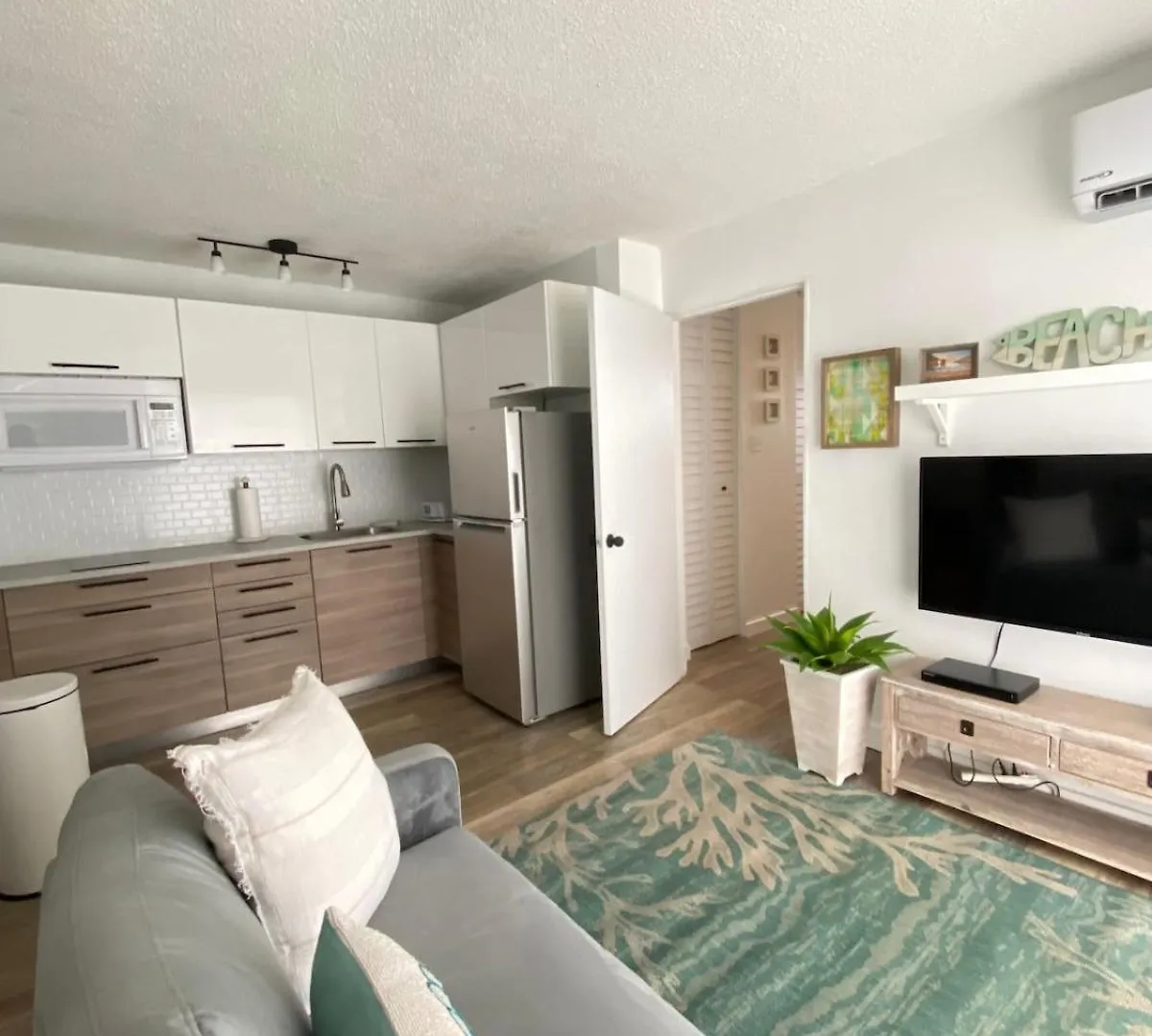 Chic Coastal Apartment Right On The Beach! Cabo Rojo Puerto Rico