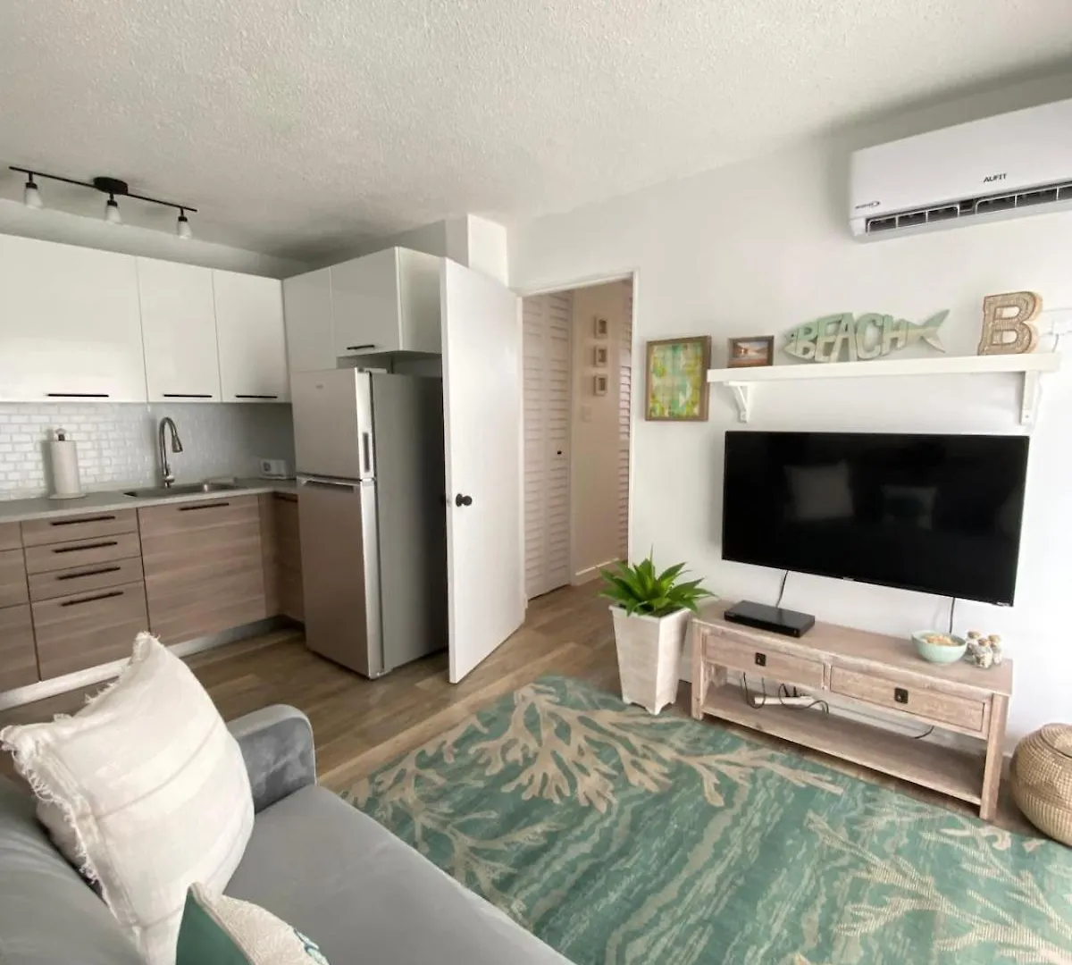 Chic Coastal Apartment Right On The Beach! Cabo Rojo 0*,